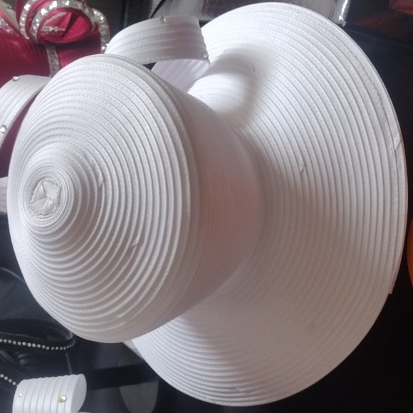 Hat - Picture 2 of 2